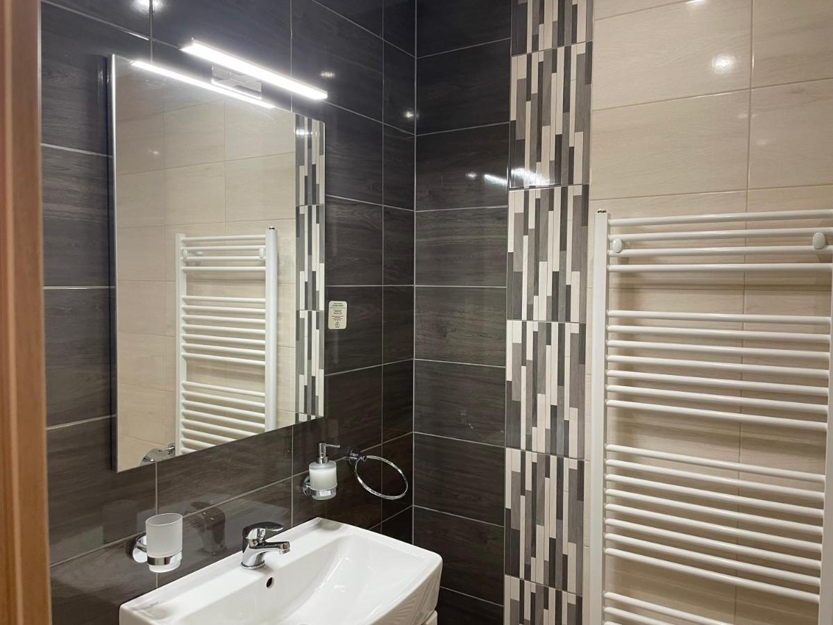 Apartment Pinia วิสโซเค ดาตรี ภายนอก รูปภาพ